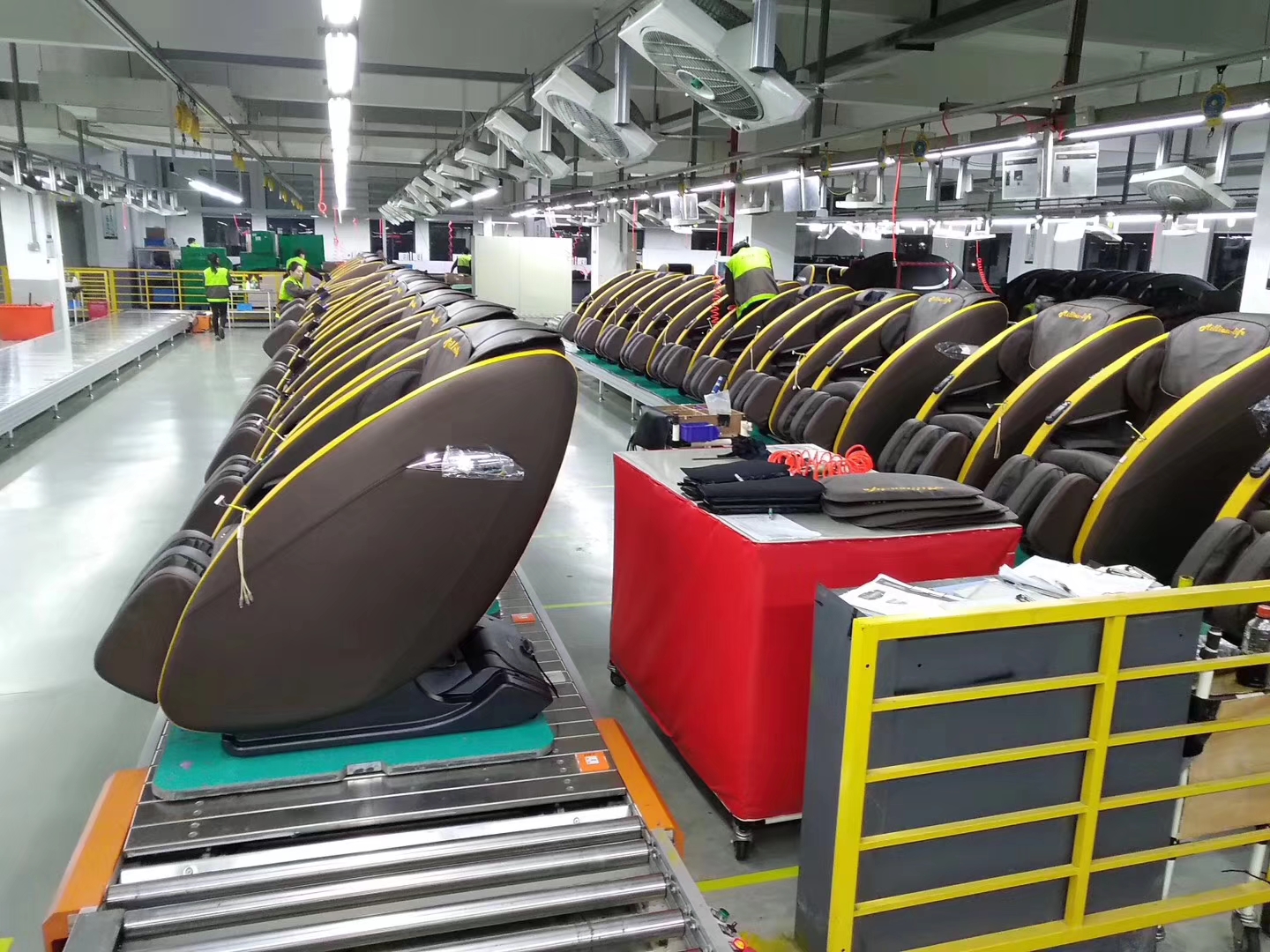 共享按摩椅的(de)商業(yè)運營模式，每一(yī)樁生(shēng)意的(de)成功背後都(dōu)蘊含著(zhe)市(shì)場(chǎng)規律